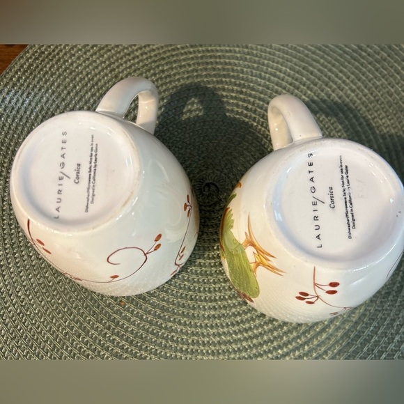 Set of 2 Laurie Gates "Corsica Collection" Chicken Ceramic 16 oz. Mugs Cups EUC. - Picture 6 of 9